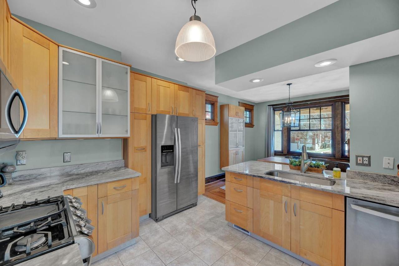 Oakley Square 3Br Charmer - Total Walkability Home Cincinnati Eksteriør billede